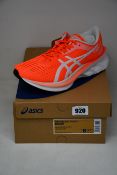 A pair of women's as new Asics Novablast Tokyo trainers (UK 6).