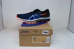 A pair of as new Asics GT-2000 9 trainers (UK 10).