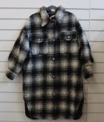 An as new Ducie London Abi lined coat in black/grey (One size - RRP £295).