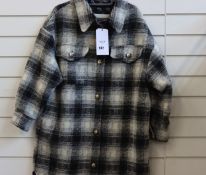 An as new Ducie London Abi lined coat in black/grey (One size - RRP £295).