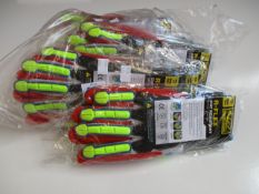 Eleven pairs of as new Ringers Gloves - R-Flex Cut Resistant Nitrile Half Dip (XL, Style: 065).