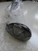 An as new Callaway Big Bertha B21 Hybrid No 4 21 degree golf club (RH).