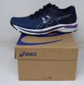 A pair of women's as new Asics Gel-Pursue 7 trainers (UK 7).