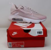 A pair of women's as new Nike Air Max 2090 trainers (UK 5).