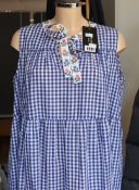 An as new Weekend Max Mara Natura dress (EU 48).