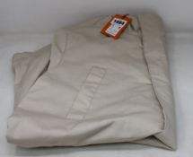 A men's as new Ben Sherman Four Pocket Hooded jacket size L (0062387).
