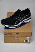 A pair of as new Asics GT-2000 9 trainers (UK 8).