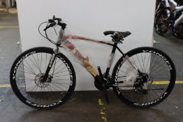 An Extreme mountain bike/racing bike, 27 speed with 18