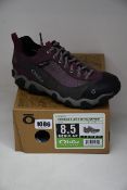 A pair of women's as new Oboz Firebrand II Low B-Dry waterproof walking shoes (UK 6).
