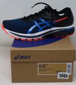 A pair of as new Asics GT-2000 9 trainers (UK 9).