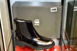 A pair of as new G-Star Raw Tacoma Chelsea boots (UK 4).