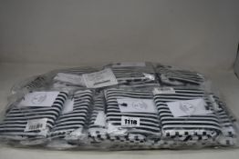 Twenty pairs of Kust Sweden Rosa bikini bottoms (Size 40).