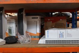 Miscellaneous heaters to include two De'Longhi 2kw ceramic fan heaters, an Airmaster 1.5kw digital