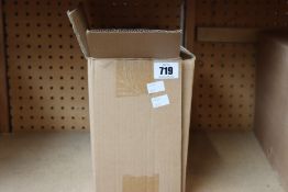 Thirty packs of ten as new Bosch cutting wheels, standard for Inox (115 x 1 x 22.23mm).