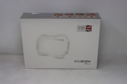 A boxed as new E & M Active Maxburn Mini Slim Belt (RRP £137) https://emactive.com/em-active/