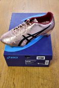 A pair of as new Asics Menace 3 ST L.E. rugby boots (UK 7.5).