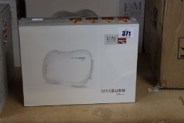 A boxed as new E & M Active Maxburn Mini Slim Belt (RRP £137) https://emactive.com/em-active/