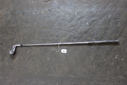 A pre-owned Cleveland UHX 9/33 wedge (Right handed).