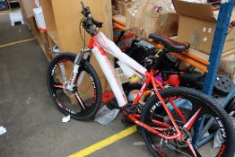 An Extreme mountain bike/racing bike, 27 speed with 18