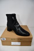 A pair of as new Unisa Lezama ankle boots (EU 41).