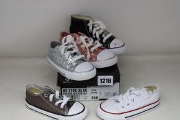 Five pairs of toddlers as new Converse footwear (UK children's 6 - Unboxed, 2 x 7, 2 x 9).