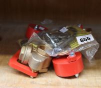 Two FEL drop weights/free fall fire valves with fitting kit.