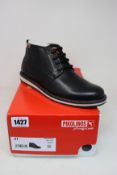 A pair of as new Pikolinos Berna M8J shoes (EU 41).