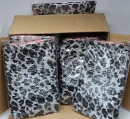 Fourteen as new Avon Zaria leisure bags.