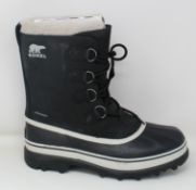 A pair of as new Sorel Caribou snow boots (UK 10).