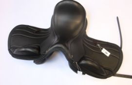 An as new Jeffries Mustang Saddle in black (16.5, 2K13).