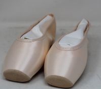 Two pairs of as new Gaynor Minden ballet shoes; Sculpted Fit 7.5 wide 3+ Box Supple shank deep