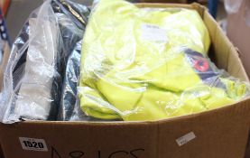 A quantity of as new Asics running/fitness wear (Approximately 30 items).