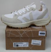 A pair of as new Veja Venturi trainers (UK 9).