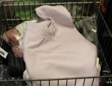 A quantity of assorted as new Nike sportswear.