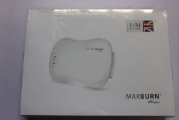 A boxed as new E & M Active Maxburn Mini Slim Belt (RRP £137) https://emactive.com/em-active/