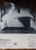 Five as new Seventh Stitch Seersucker Double Duvet Sets in white (Duvet cover 200 x 200cm, 2