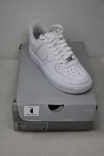 A pair of women's as new Nike Air Force 1 '07 (UK 4.5).