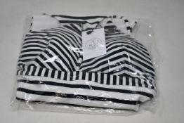 Thirty as new Kust of Sweden Tyra swimsuits (15 x size 42, 15 x size 42 - RRP £117 each).