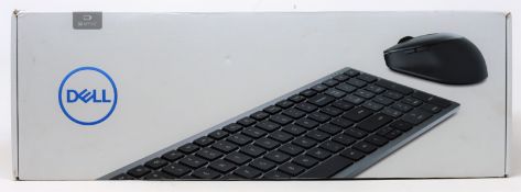 A boxed as new Dell KM7120W Multi-Device Wireless Keyboard and Mouse Combo (Italian language layout.