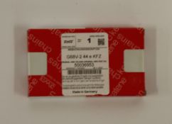 Fifty boxed as new Jaguar Iwis upper engine oil pump chains 50036953.