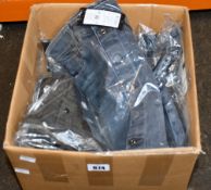 Four as new G-Star Raw Noxer pencil button skirts (2 x size 29, 2 x 30), G-Star 3301 slim shorts (