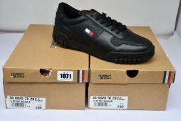 Two pairs of as new Tommy Jeans Retro sneakers (UK 7, 8).