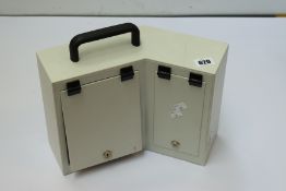 A Via Traffic Controlling ViaCount II bluetooth MPH U (Battery not included).