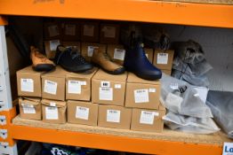 A large quantity of footwear to include men's Keenpace casual shoes and Wanone wellington ankle