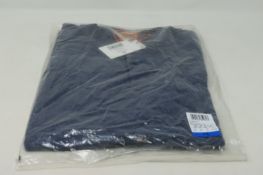 Fourteen as new Superdry Henley T-shirts (Assorted sizes).