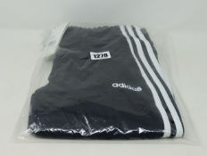 Five pairs of women's as new Adidas Essential 3S DP2380 universal all year trousers (XS, S, 2 x M, L