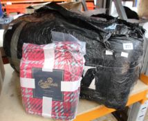 Sixteen as new Catalonia Premium blankets in two designs.