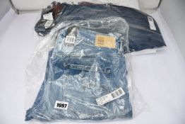 Four pairs of as new G-Star Raw jeans (3 x W29/L30, 1 x W29/L34).