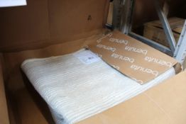 A Benuta Naturals Dina wool rug in cream (200 x 300cm).