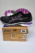 A pair of women's as new Asics GT-2000 9 G-TX trainers (UK 6.5).